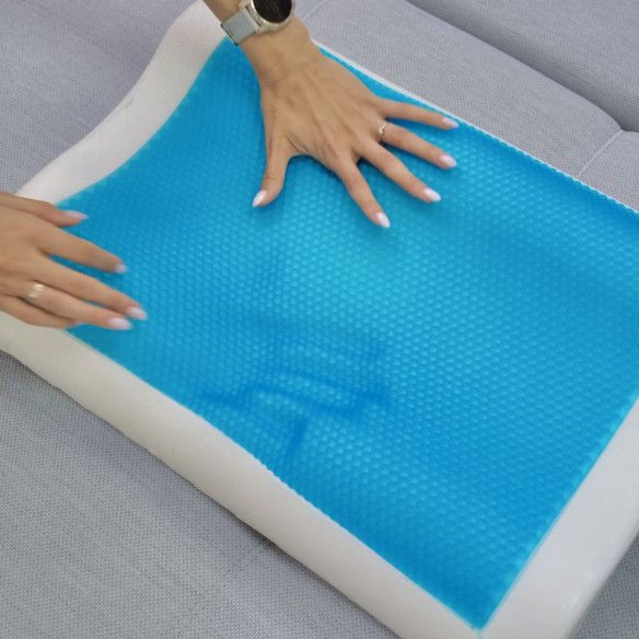 CAT IN BED Подушка ICE BEAUTY